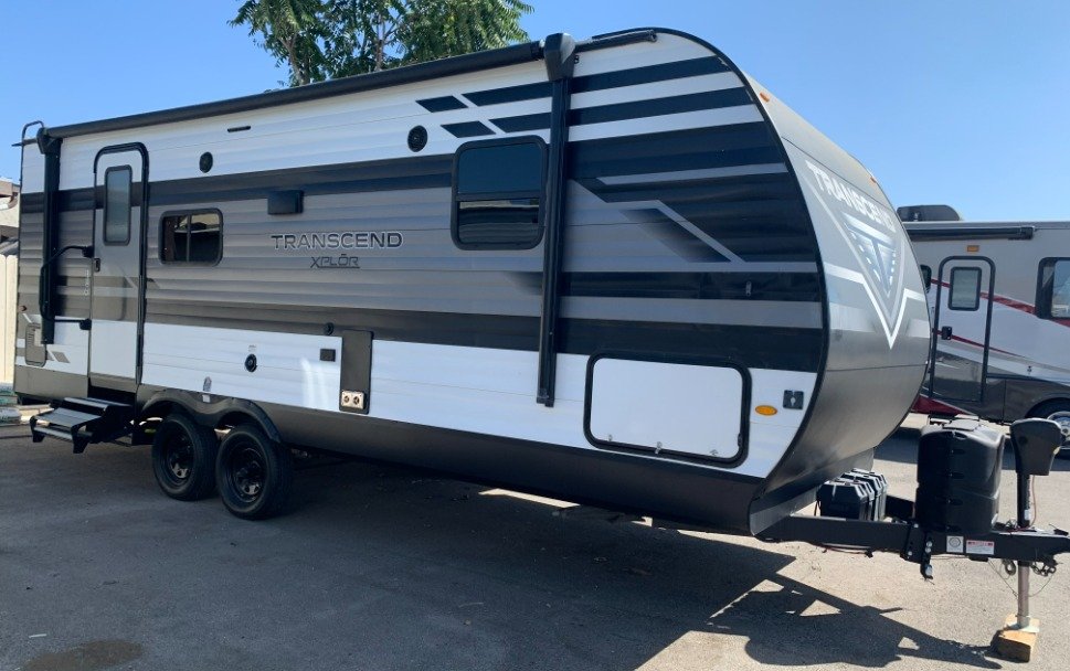 Travel trailer rental